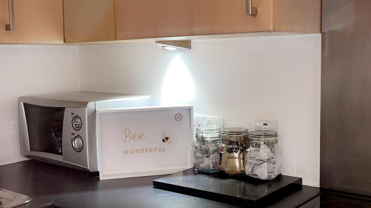Luxury 1 Bed Apartment With Parking Manchester Eksteriør billede