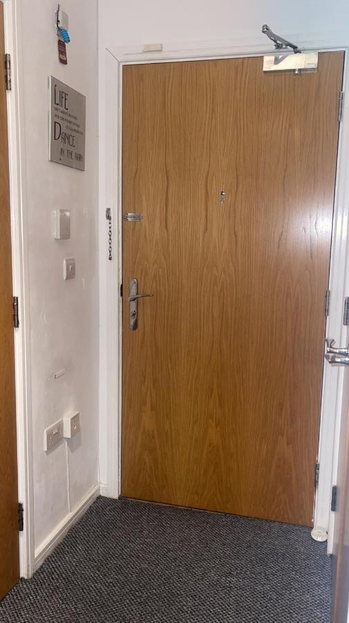 Luxury 1 Bed Apartment With Parking Manchester Eksteriør billede